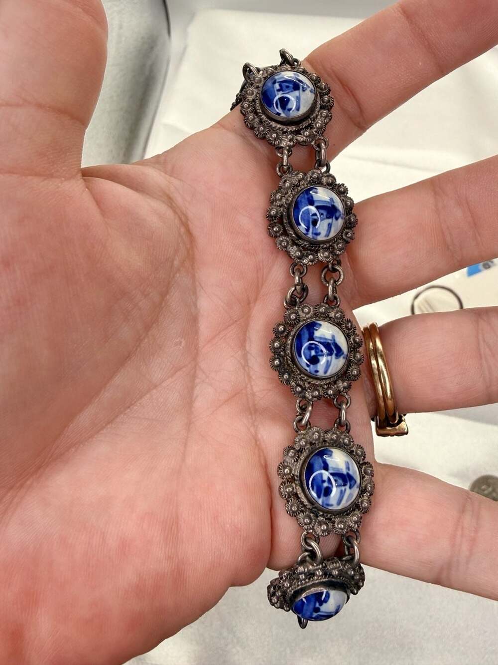 Vintage Delft Blue And White Porcelain 6.5 Inch Link Bracelet